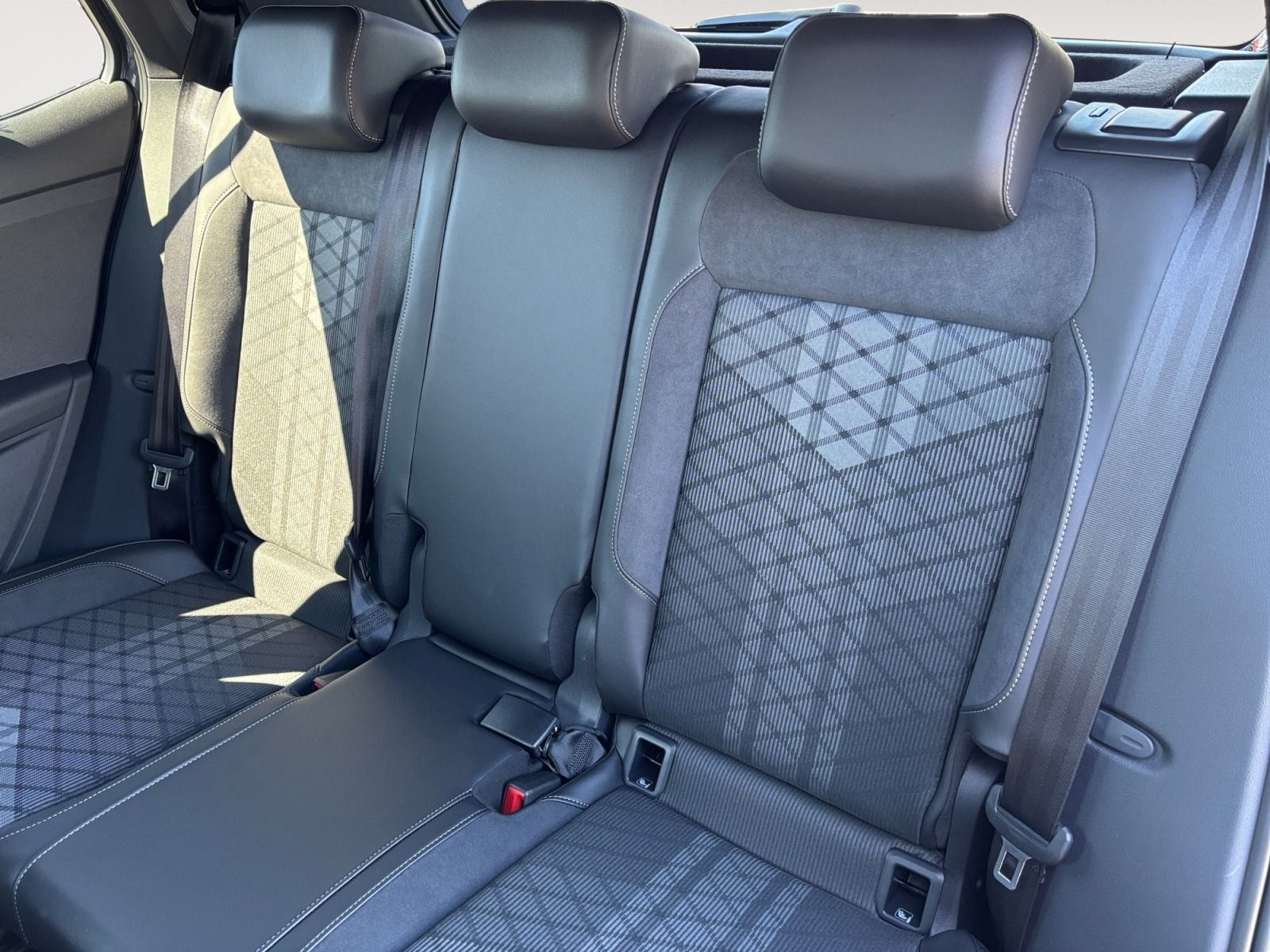 Volkswagen T-Cross - Bild 14