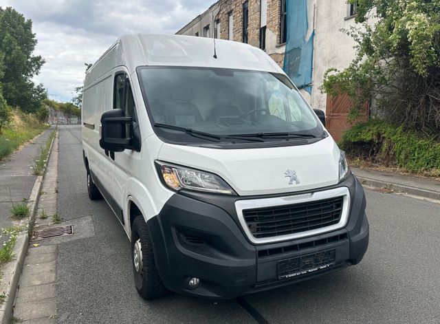Peugeot Boxer 1.Hand Hochraum 333 L3H2 Pro BlueHDi 131Ps