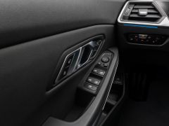 Foto Nummer 38: BMW 318d