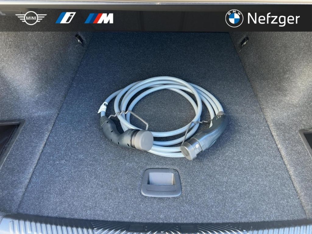 BMW i5 xDrive40 Limousine M Sport Park-Assistent HUD foto 19