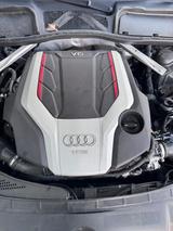 Audi S4 3.0 TFSI tiptronic quattro - - Audi S4 mit Benzin-Antrieb: Limousine, 3.0