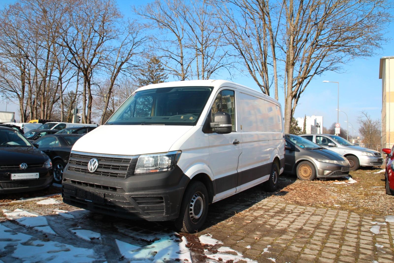 Volkswagen Crafter Kasten Kasten 30 mittellang FWD
