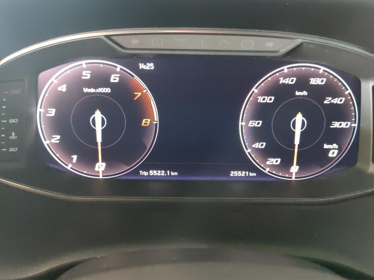 Cupra Ateca 4Drive TSI AHK-klappbar Navi Panoglasdach 
