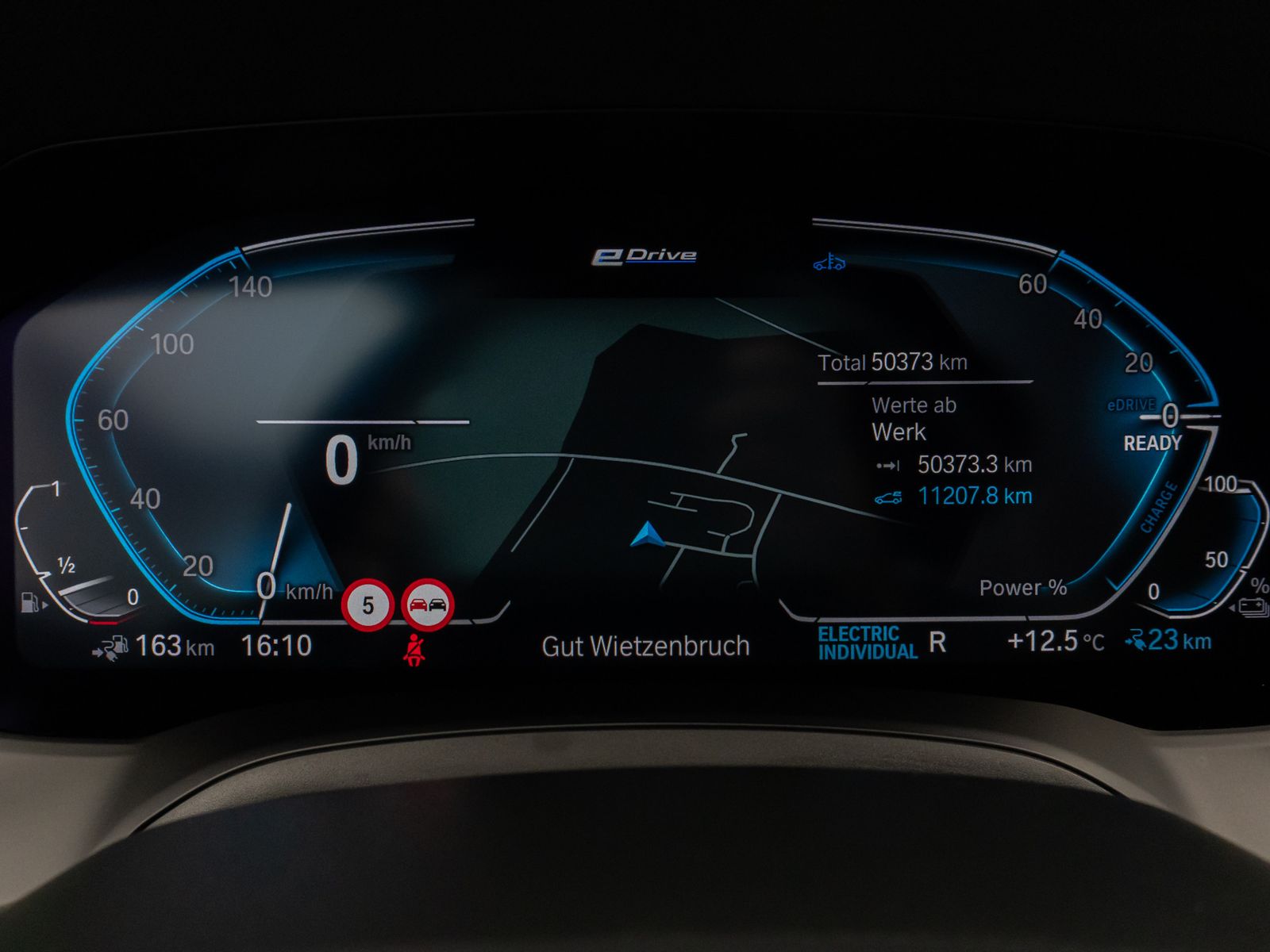 Fahrzeugabbildung BMW 330e M Sport Laser 360°HUD DAB Stop&Go Komfort