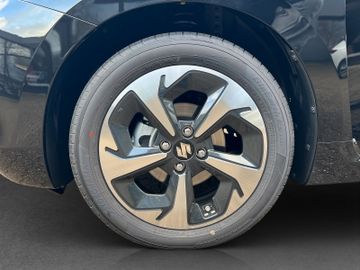 Fotografie 8 des Suzuki Swift 1.2 Dualjet Hybrid 61 kW Comfort+ AT NAVI