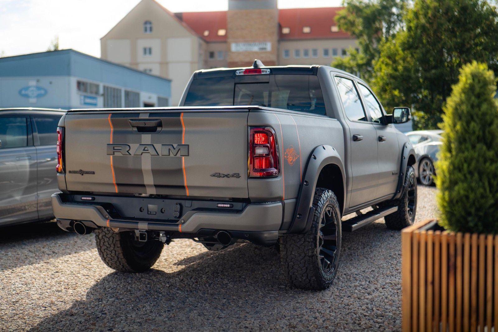 Fahrzeugabbildung Dodge RAM 3.0 MY 25 TWIN TURBO Offroad RAPTOR ACC 19%
