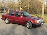Mercedes-Benz 230 230E W124 H-KENNZEICHEN AUTOMATIK SD KSH MAL