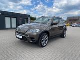 BMW X5 xDrive40d Sport-Paket VIELE NEUTEILE - BMW X5 aus 2011 mit Diesel-Antrieb