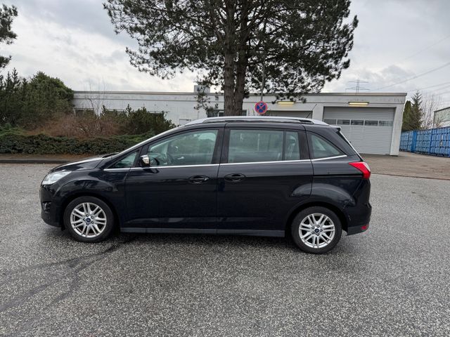 Ford Grand C-MAX Titanium