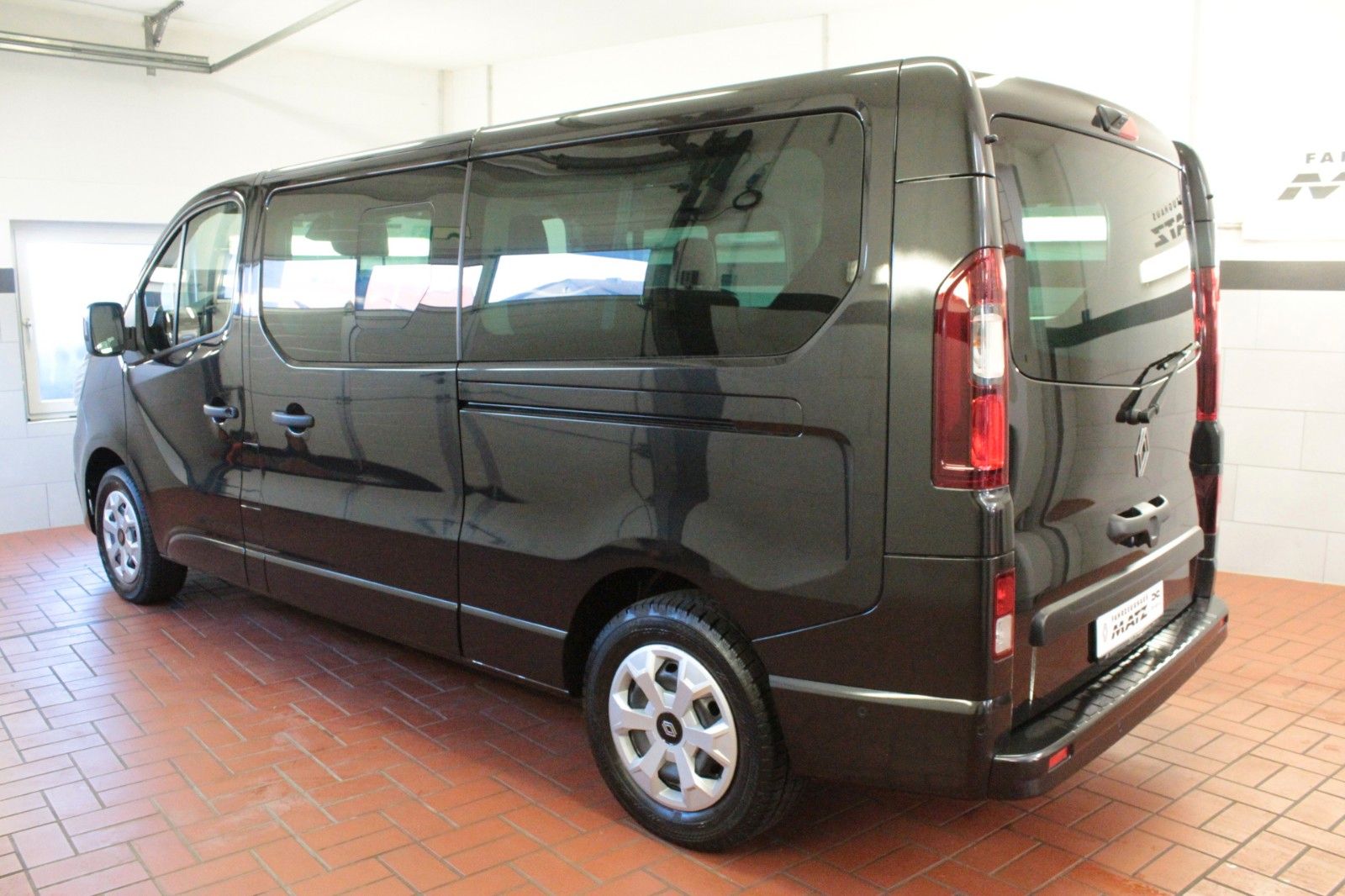 Fahrzeugabbildung Renault Trafic Grand dCi 150 EDC Evo*Automatik*8-Sitzer*