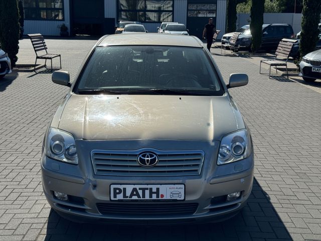 Toyota Avensis  2.4 Executive Liftback