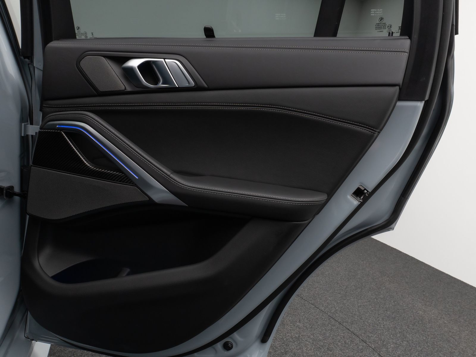 Fahrzeugabbildung BMW X6 xD30d M Sport Pro Panorama 360°HUD H/K 22Zoll