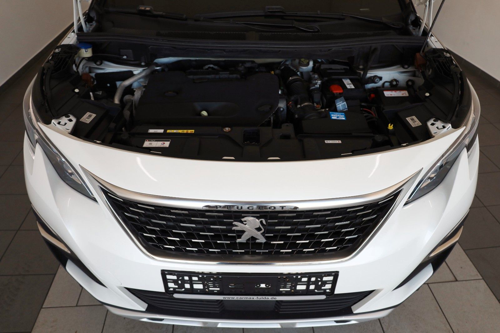 Fahrzeugabbildung Peugeot 5008 GT,7 Sitze,Leder,Navi,LED,Kamera,SH,PDC,AHK