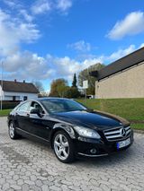 Mercedes-Benz CLS 350 CDI DPF BlueEFFICIENCY 7G-TRONIC - Mercedes-Benz CLS 350 aus 2011: Cdi