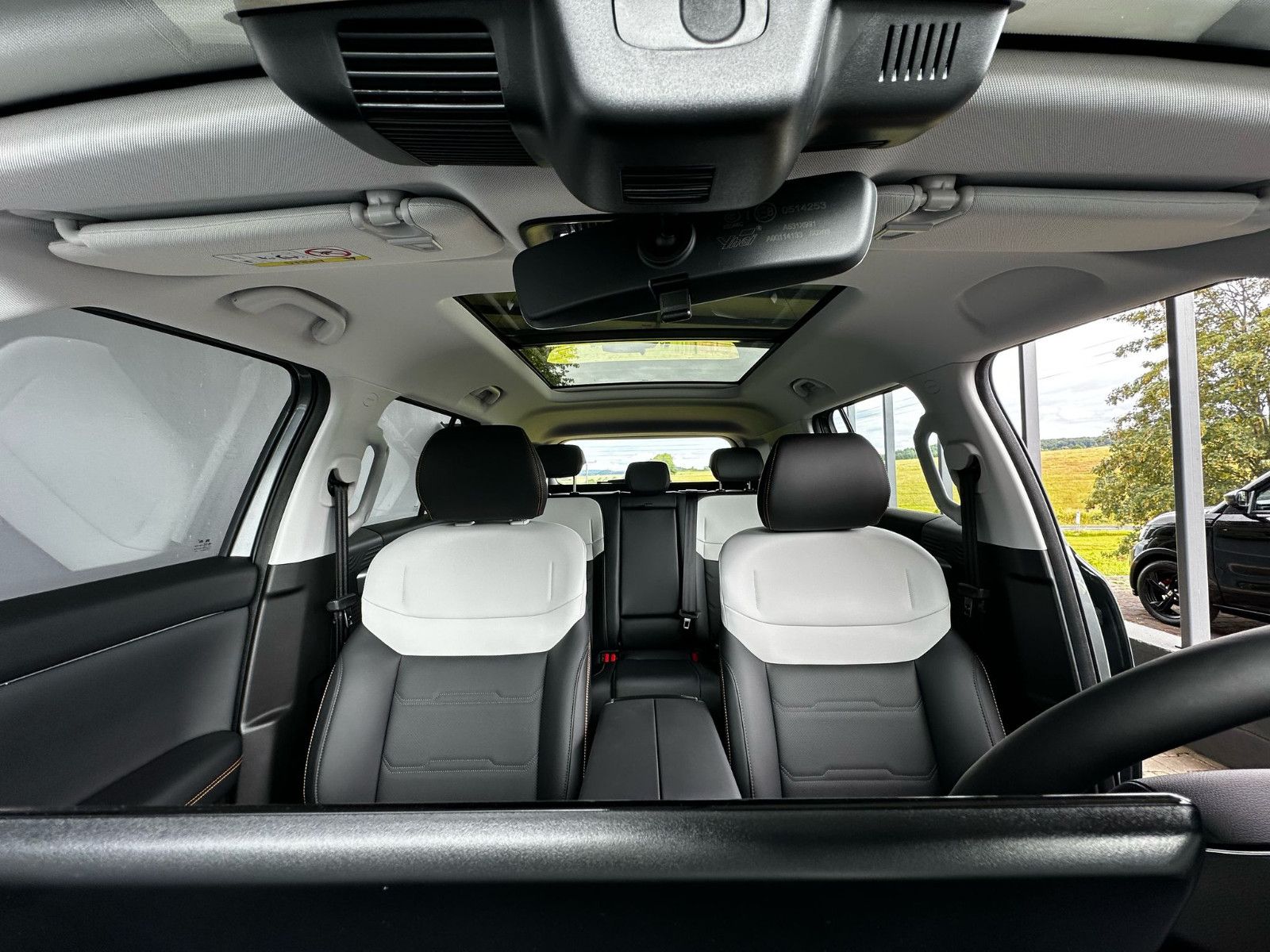 BAIC BJ30 4WD HEV | Panorama-Dach