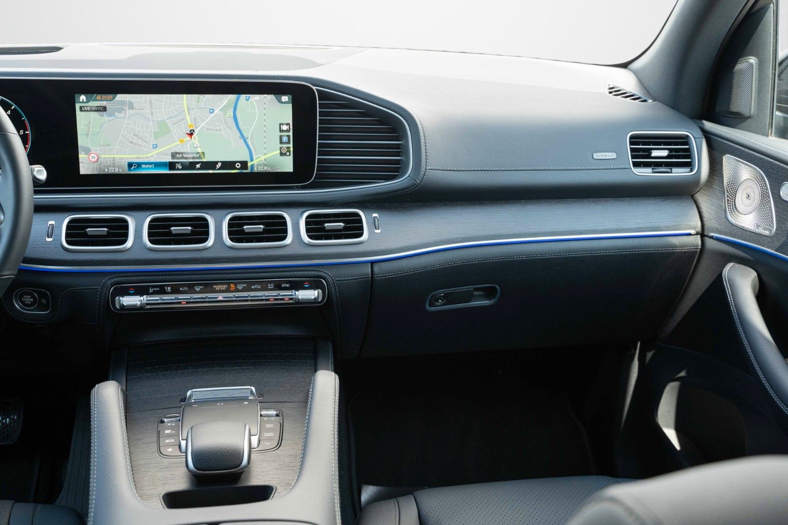 Fahrzeugabbildung Mercedes-Benz GLE 300 D 4MATIC HUD LED NIGHT KAM BURM