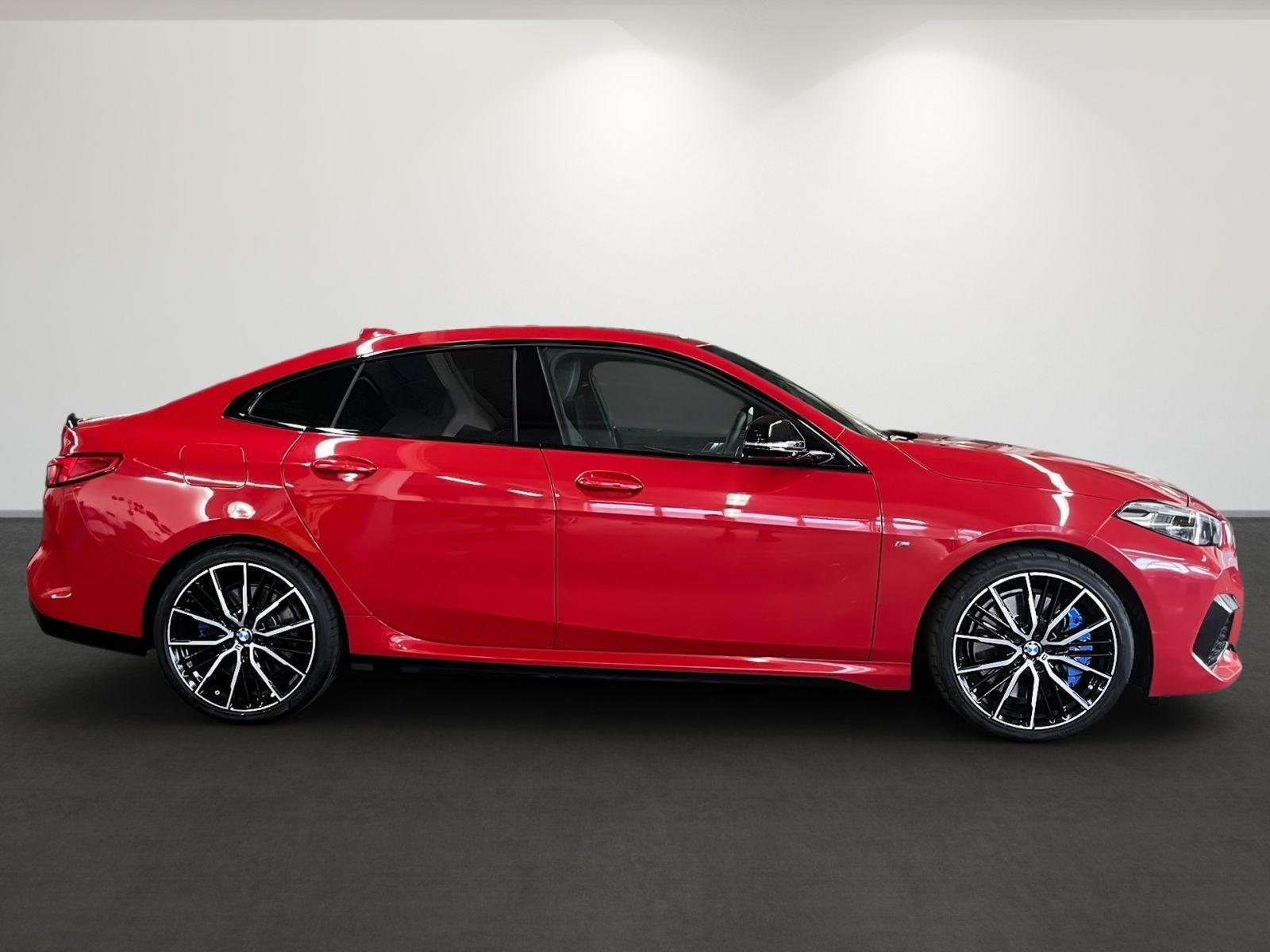 BMW M235i 2er Gran Coupe M235 i xDrive PANO LED Busi