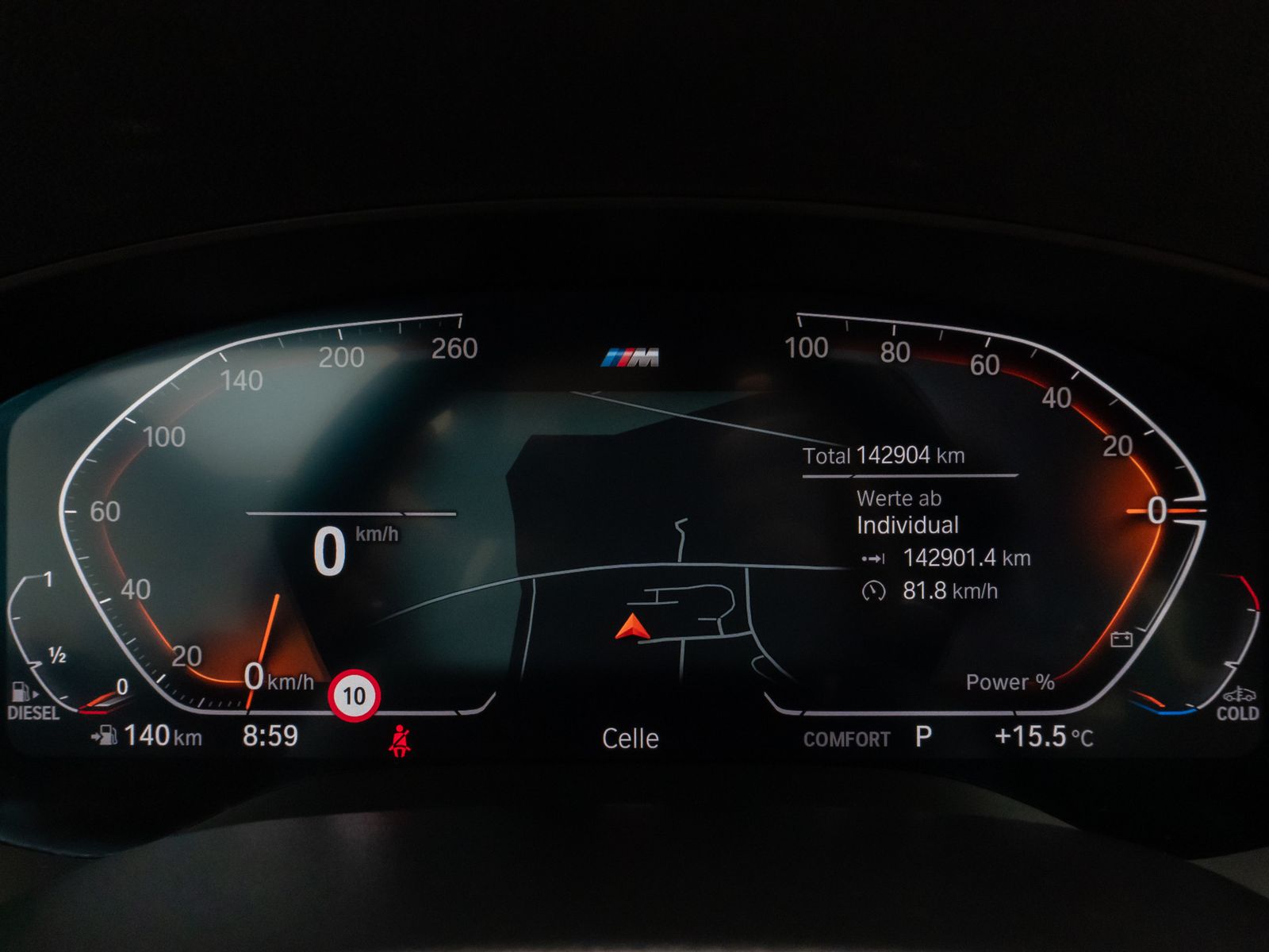 Fahrzeugabbildung BMW 540d xD  M Sport Laser Kamera HUD DAB H/K 19Zoll