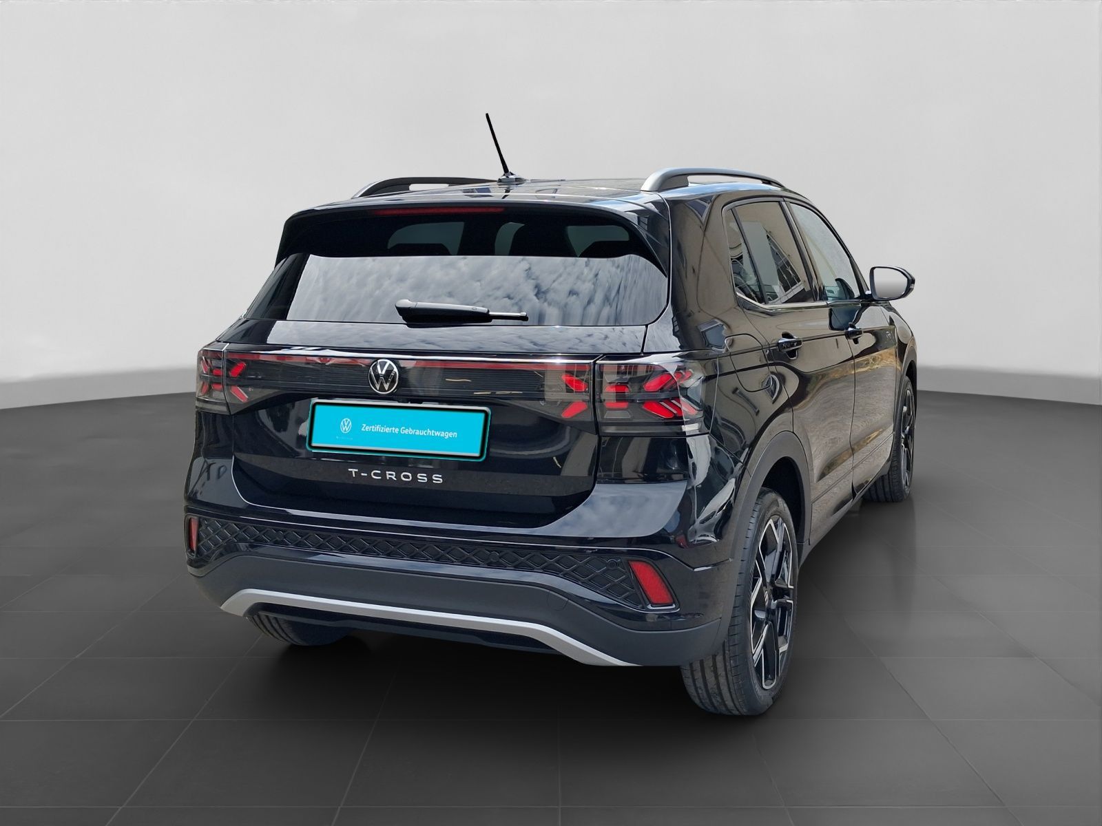 Volkswagen T-Cross 1.0 TSI DSG R-LINE APP-CON LM18 MATRIX S foto 3