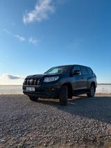 Toyota Land Cruiser 2.8 D-4D 2020 - gebrauchte Toyota Land Cruiser aus dem Jahr 2020