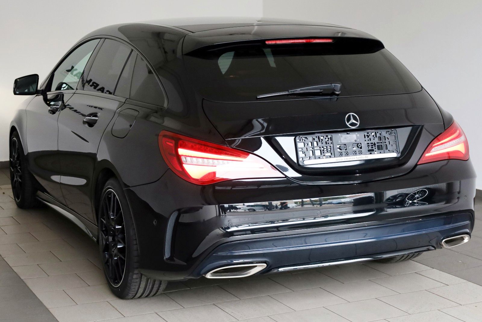 Fahrzeugabbildung Mercedes-Benz CLA 200 SB TLeder,Navi,LED,SH,Kamera,SR+WR