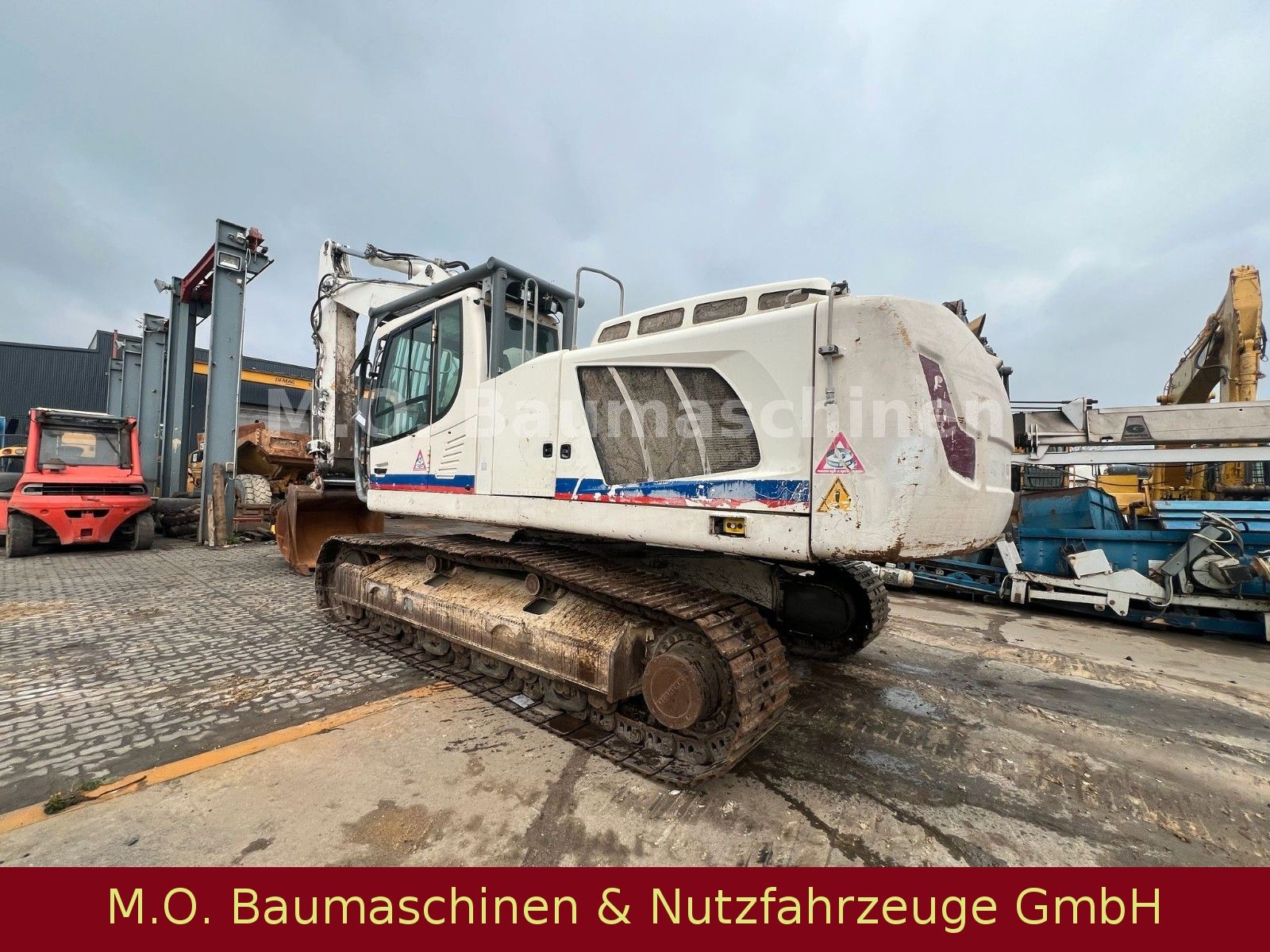 Fahrzeugabbildung Liebherr R 946 LC / AC / SW / Hammerline /