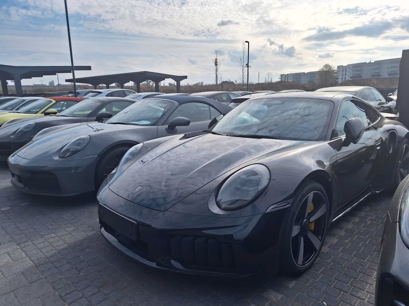 Porsche 992.2 Turbo S Coupe / ready in stock