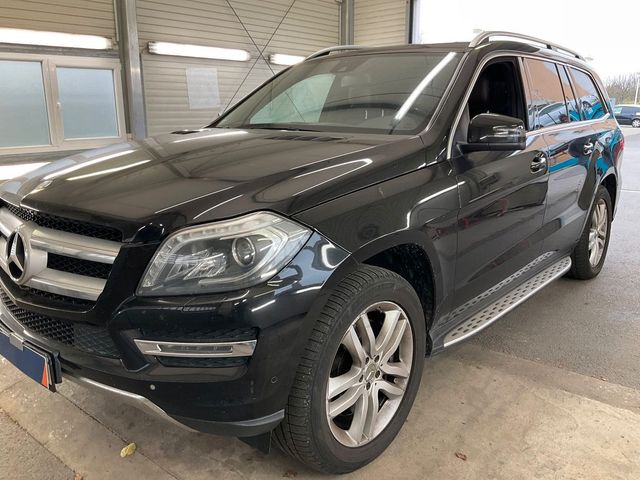 Mercedes-Benz GL 500 4Matic +BI-XENON+LEDER+360°+MASSAGE+NAVI+