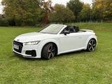 Audi TT quattro Cabrio 45 TFSI S Line Roadster