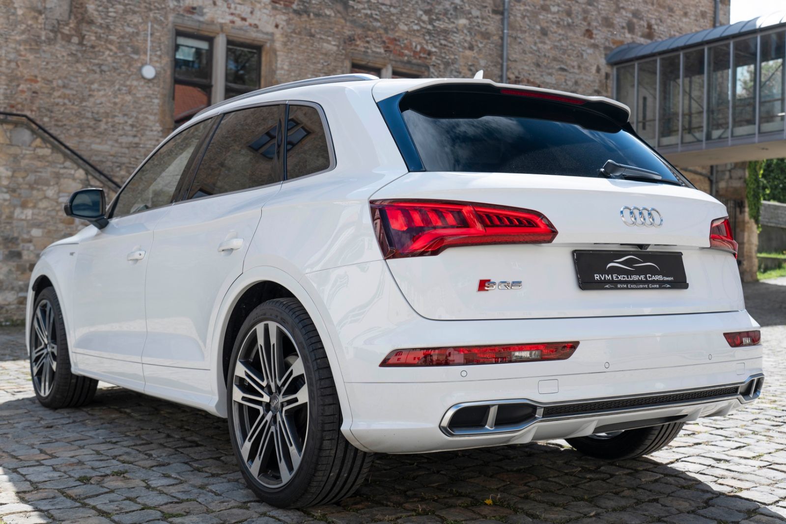 Fahrzeugabbildung Audi SQ5 3.0 TFSI QUATTRO