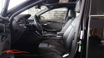 Audi A8 - 10