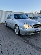Mercedes-Benz E 430 AVANTGARDE Avantgarde - schwarze Mercedes-Benz E 430