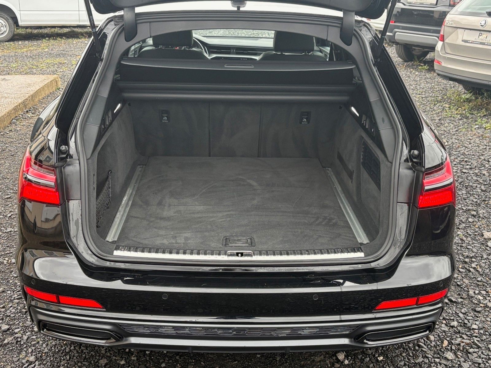 Fahrzeugabbildung Audi A6 Avant 45 TDI quattro S LINE SPORT PLUS LED PA