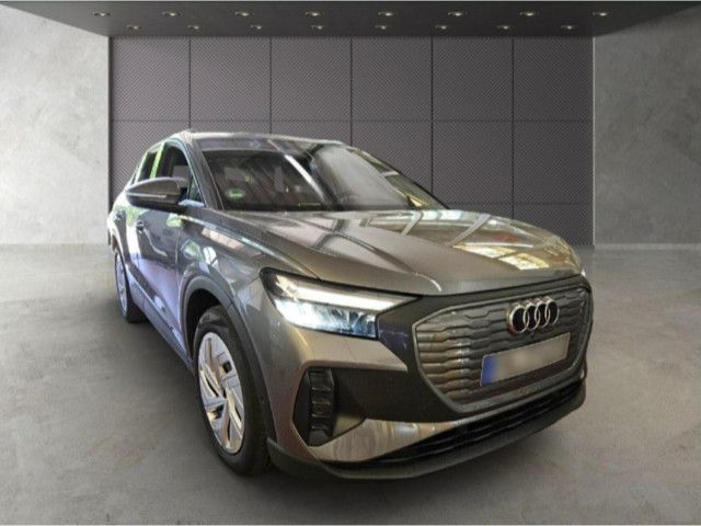Audi Q4 40 e-tron LED NAVI RFK SHZ PANO WÄPU VC imagem 3