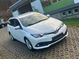 Toyota Auris Touring Sports Design Edition - Toyota Auris: Design Edition