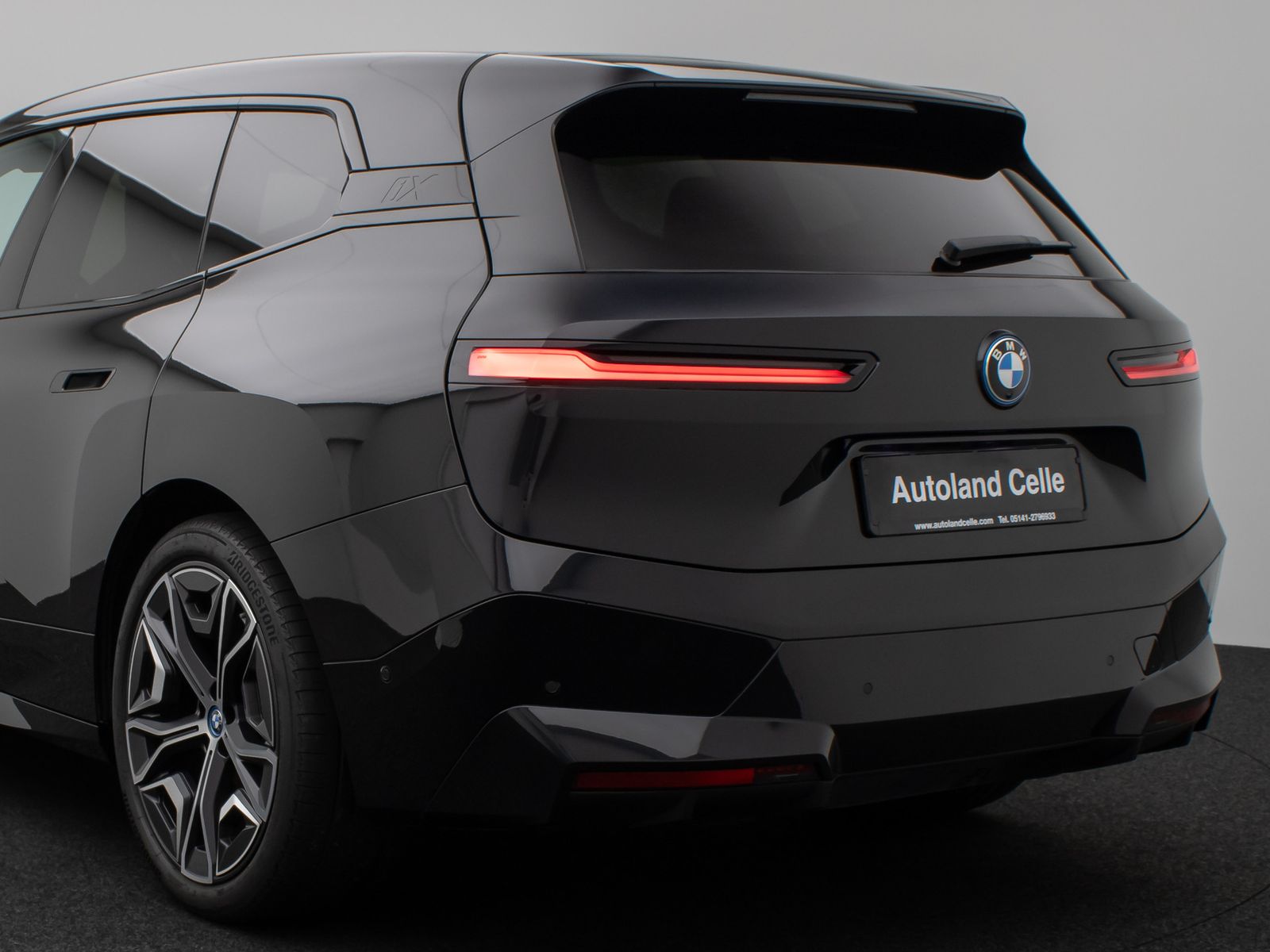 Fahrzeugabbildung BMW iX xD40 Sport Panorama Laser 360°ACC Komfort 22"