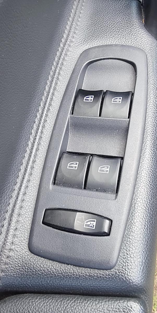 Renault Koleos 2012 — photo 14