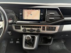 Fahrzeugabbildung Volkswagen T6.1 Multivan Comfortl. Navi LED Sitzh AHK Kamer