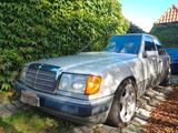 Mercedes-Benz 260 - Mercedes-Benz 260 aus 1990