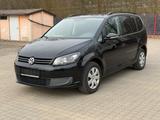 Volkswagen Touran 1.4 TSI EcoFuel DSG *150 PS *XENON - Volkswagen Touran mit CNG-Antrieb: Automatik