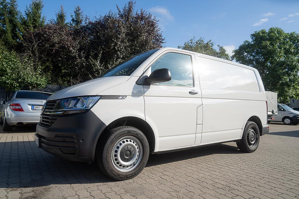 Volkswagen T61 Transporter 20 TDI Kasten  Klima PDC AHK 2021