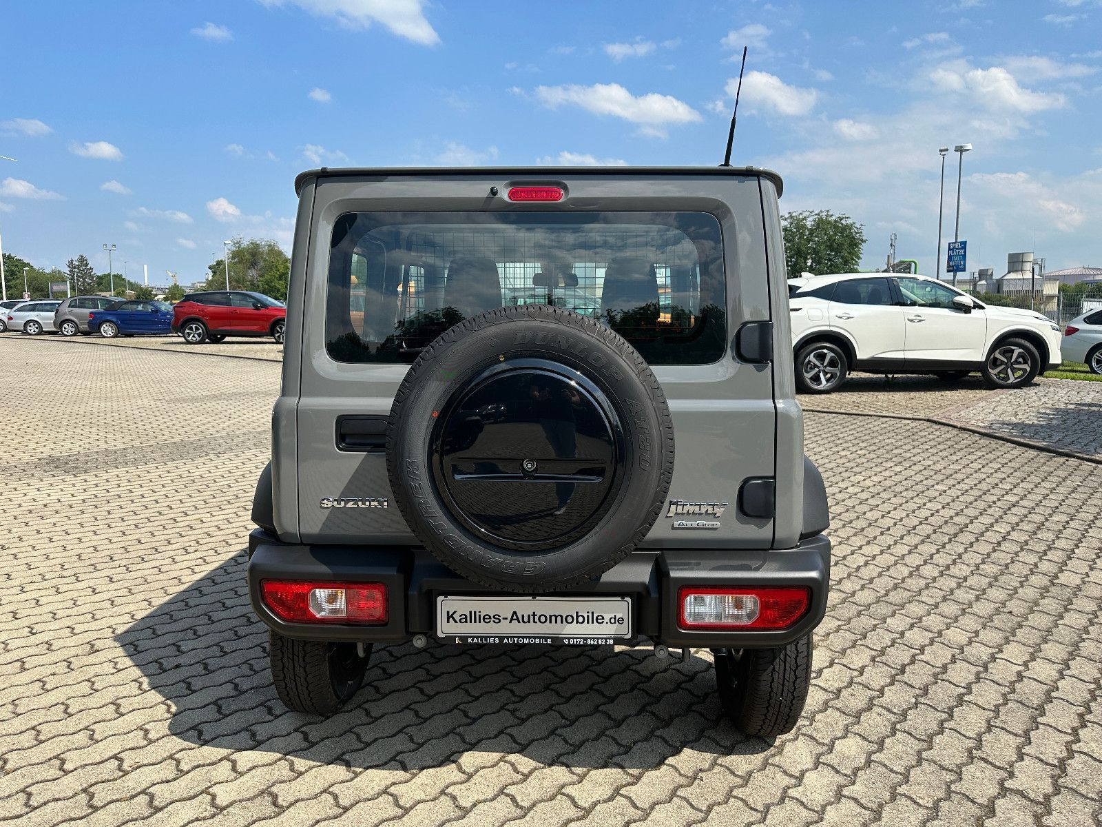 Fahrzeugabbildung Suzuki Jimny 1.5 4WD Allgrip KLIMA+SHZ+TEMPOM.+AHK