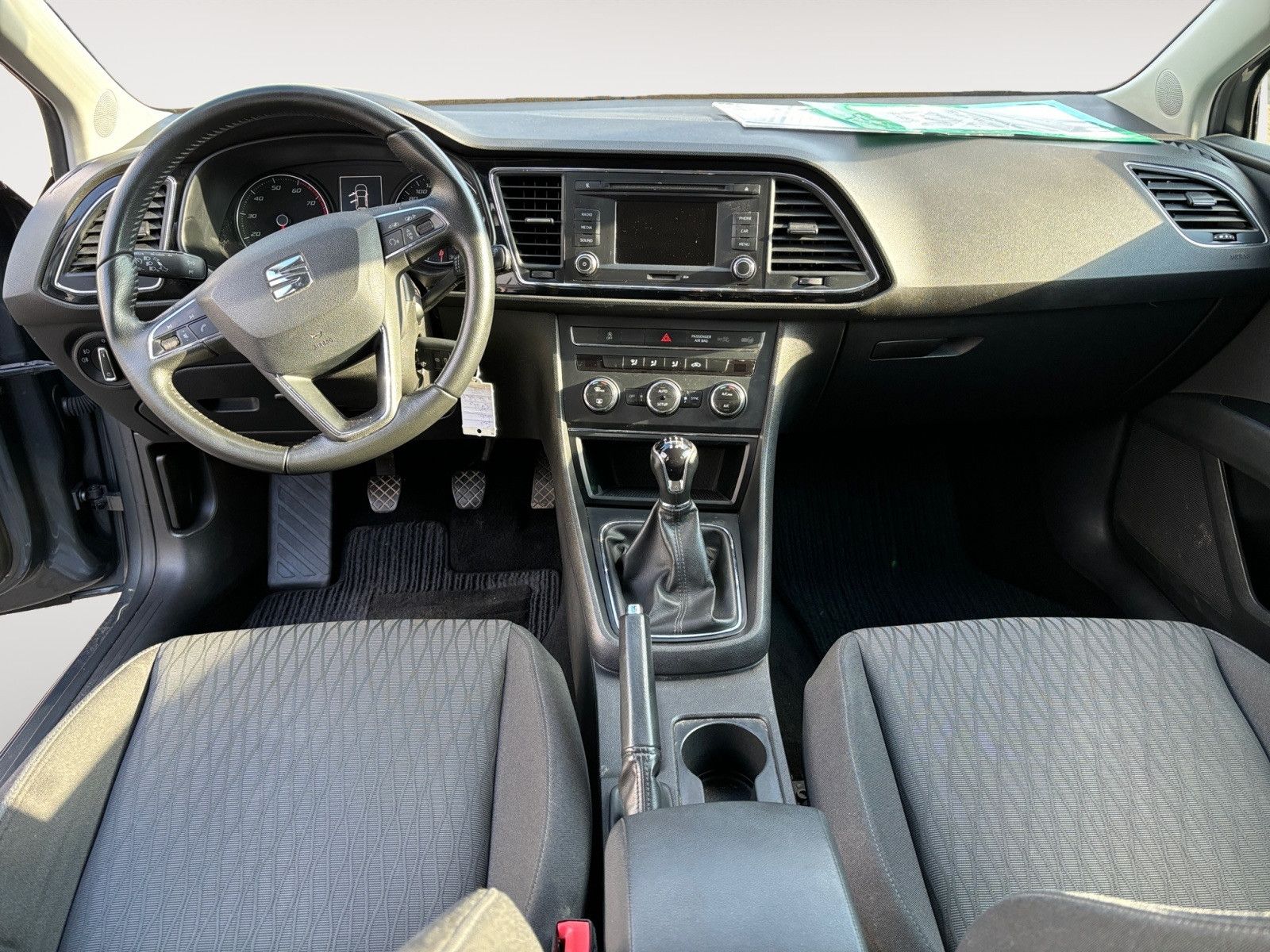 Fahrzeugabbildung SEAT Leon ST 1,4 TSI Style Sitzheizung / 8xfach