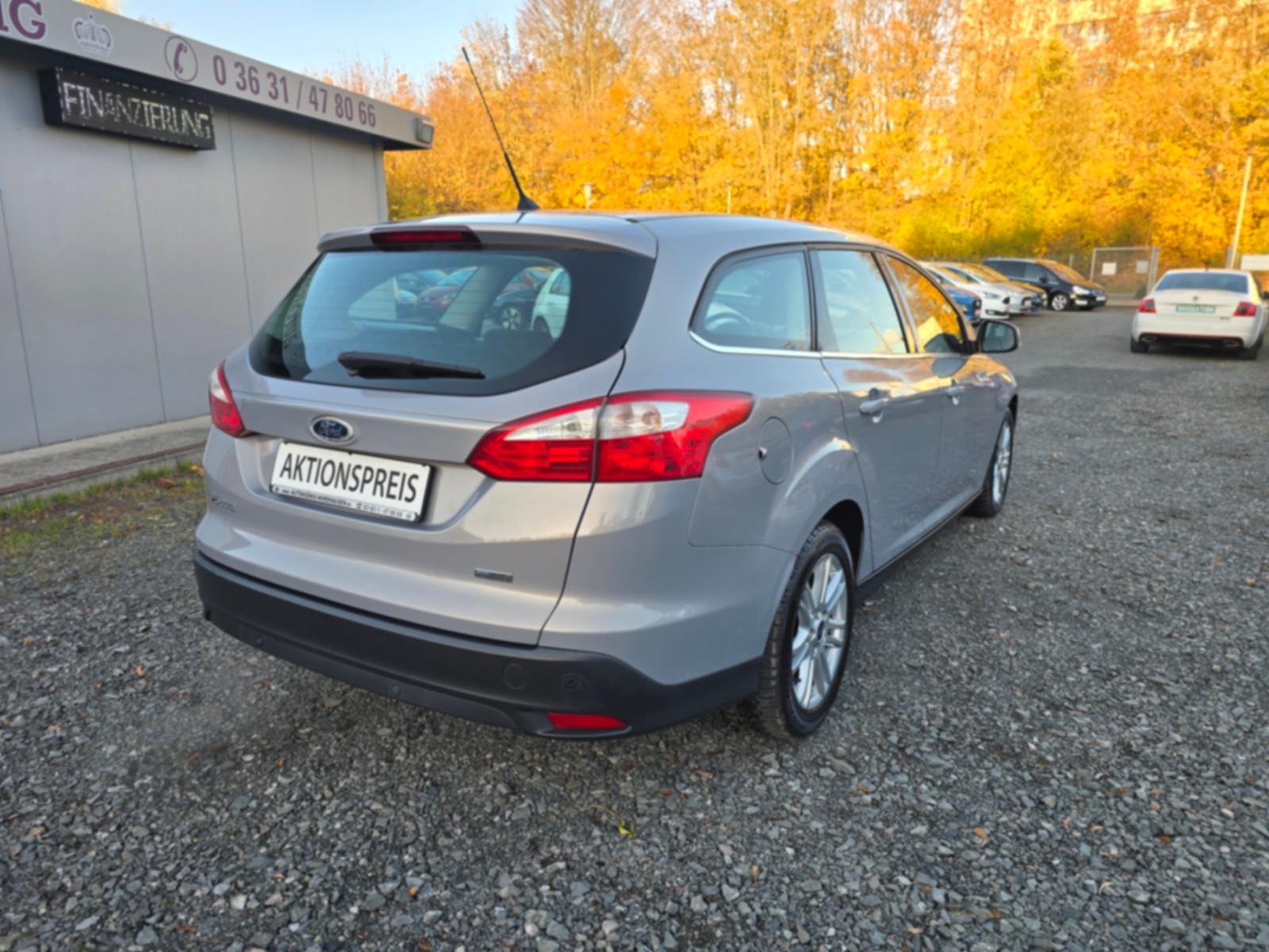 Ford Focus 2012 — photo 12