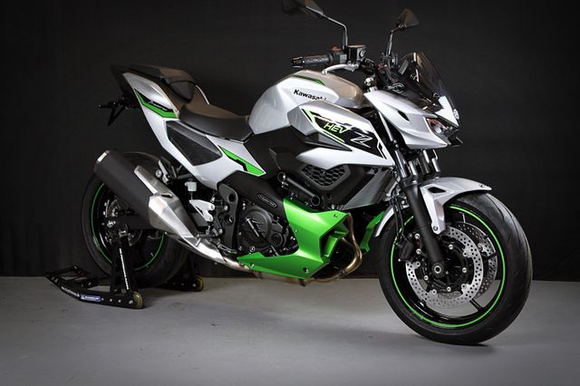 Kawasaki Z7 HEV Hybrid 2024 RSI-Sportpack DEMO-Edition