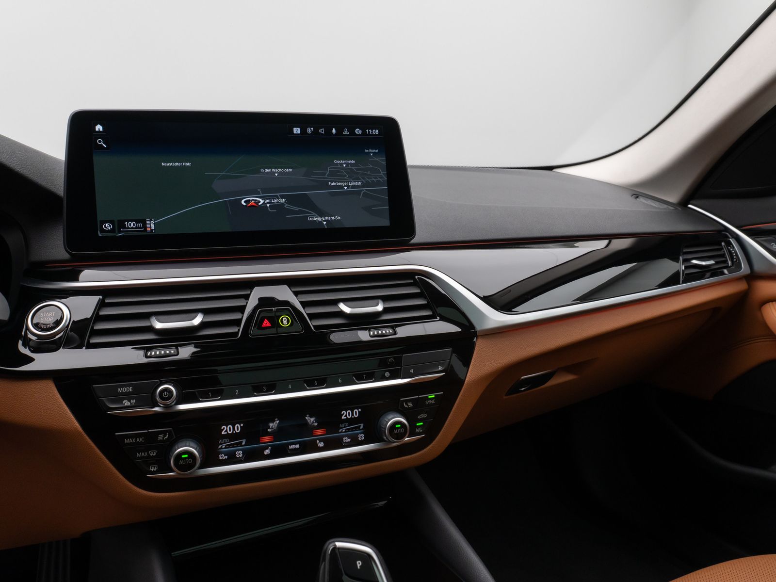 Fahrzeugabbildung BMW 520d Panorama Kamera DAB HiFi AHK M Sport Alarm