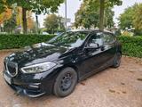 BMW 116d Sport LED Navi Sitzheizung 8fach ... - BMW 116 in Freiburg