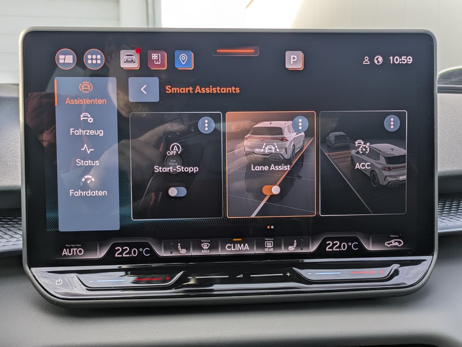 Fahrzeugabbildung CUPRA Terramar 2.0 TSI 4D VZ HUD*MATRIX*PANO*DCC*20"