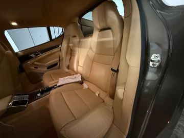 Porsche Panamera - 7