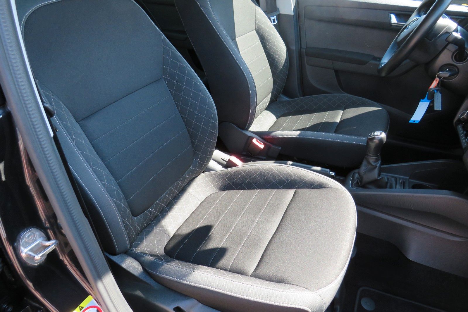 Fahrzeugabbildung SKODA Fabia Combi Ambition GJ SMART-LINK SITZH. NAVI 1